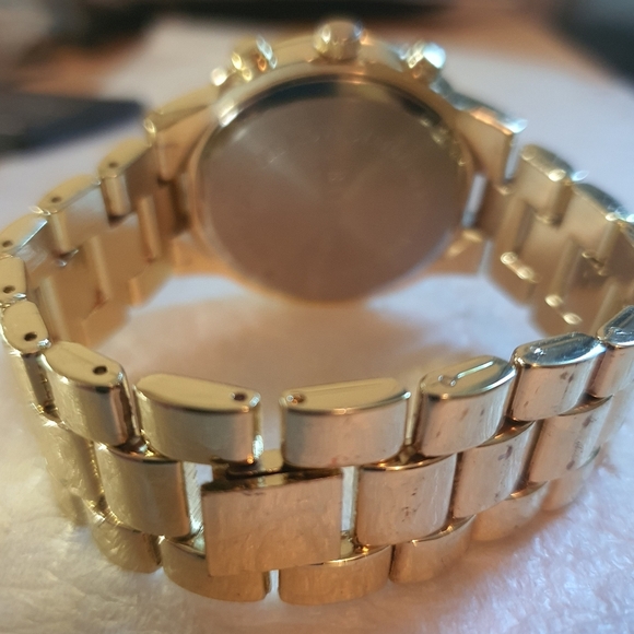 😃Goldtone/Rhinestone Stainless Steel Men's Watch - Picture 2 of 3